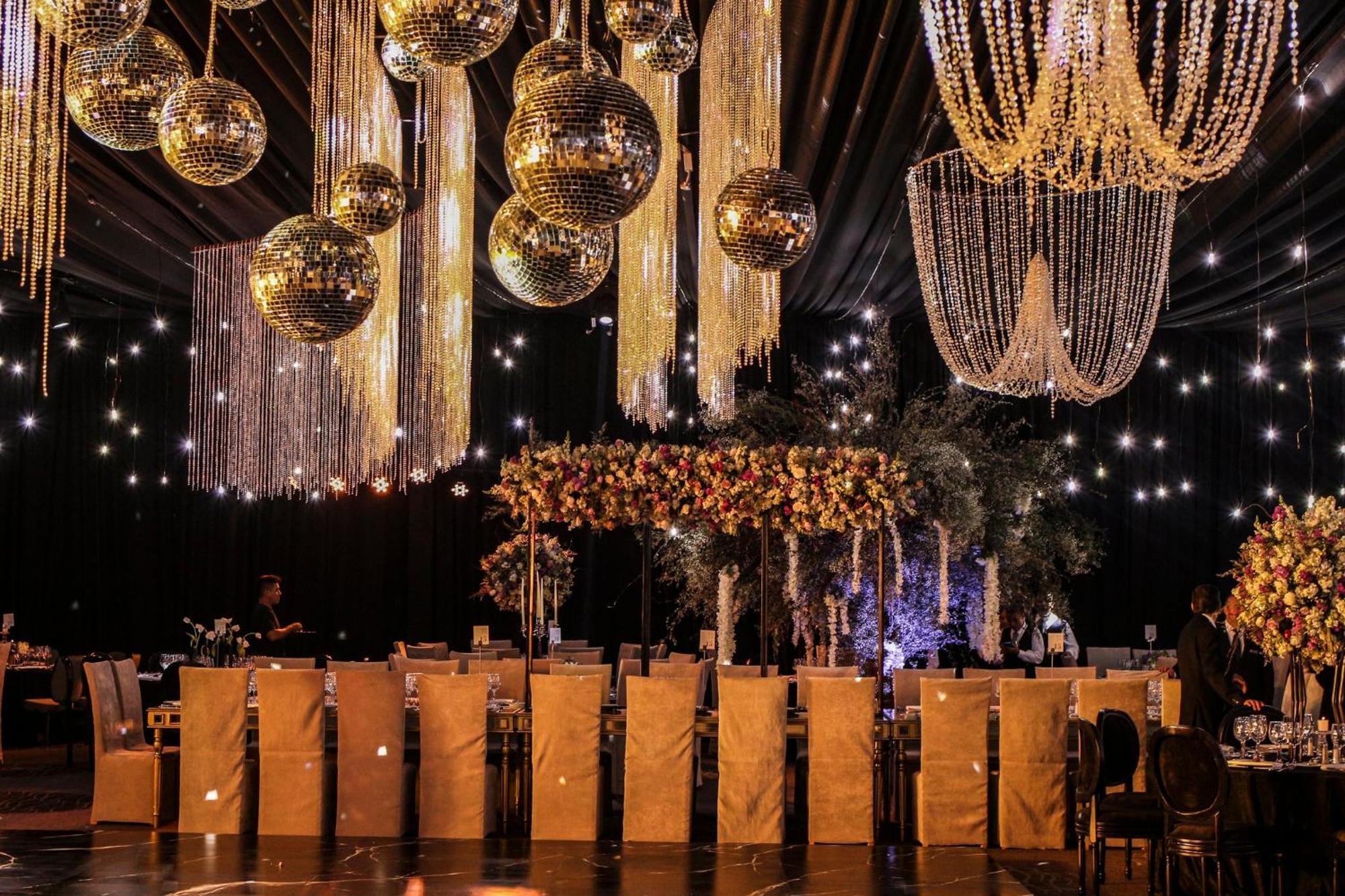 Presidente Intercontinental Mexico City By Ihg Екстер'єр фото The interior of the ballroom at the 2019 edition of the festival